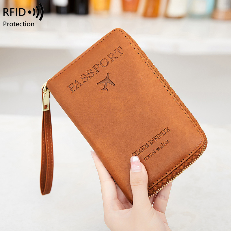 Nuova custodia per passaporto  - Travel Accessories Rfid recensione e prezzo