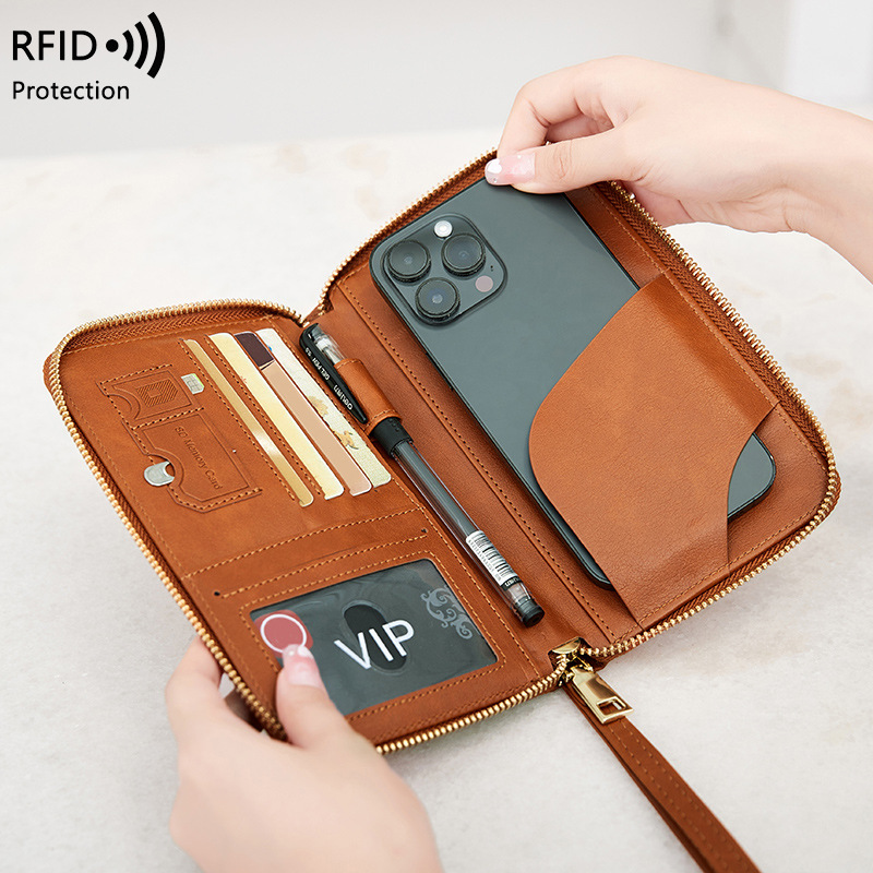 Nuova custodia per passaporto  - Travel Accessories Rfid recensione e prezzo